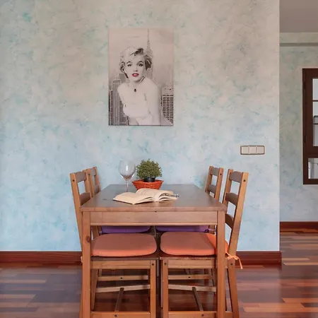 Casa Extremena Navarro *