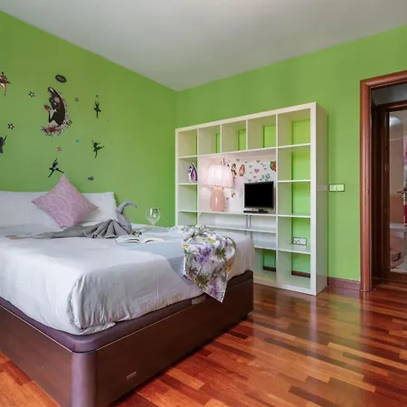Casa Extremena Navarro Apartment